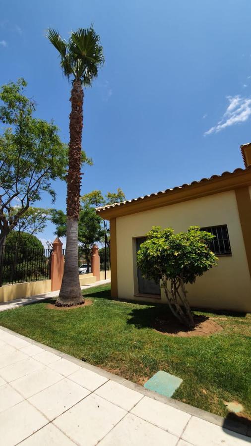 Villa De Islantilla Exterior photo